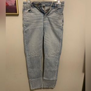 American Eagle mom jeans
